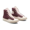 Chuck 1970s Cozy Utility
