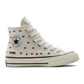 Chuck 70 Embroidered Lips High “Love Me – Vintage White”