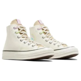 Chuck 70 Hi Chucks “Stardust Lilac Off White”