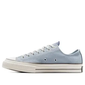 Chuck 70 Plus Low “Light Blue”