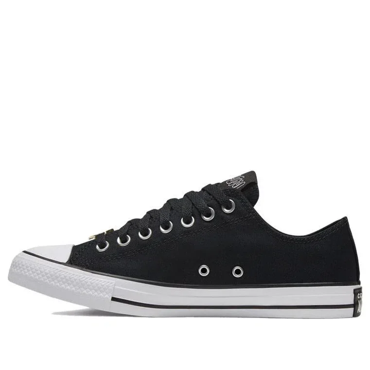 Converse x Scooby-Doo Chuck Taylor All Star Low “Mystery-Solving Gang” Converse x Scooby-Doo Chuck Taylor All Star Low “Mystery-Solving Gang”