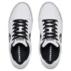 El Distrito 2.0 “White Black”