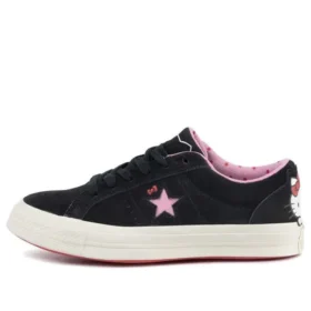 Hello Kitty x One Star Suede Low “Black”