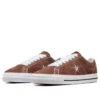One Star Pro “Dark Clove White”