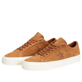 One Star Pro Low Nubuck “Warm Tan Egret”