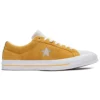 One Star Yellow White
